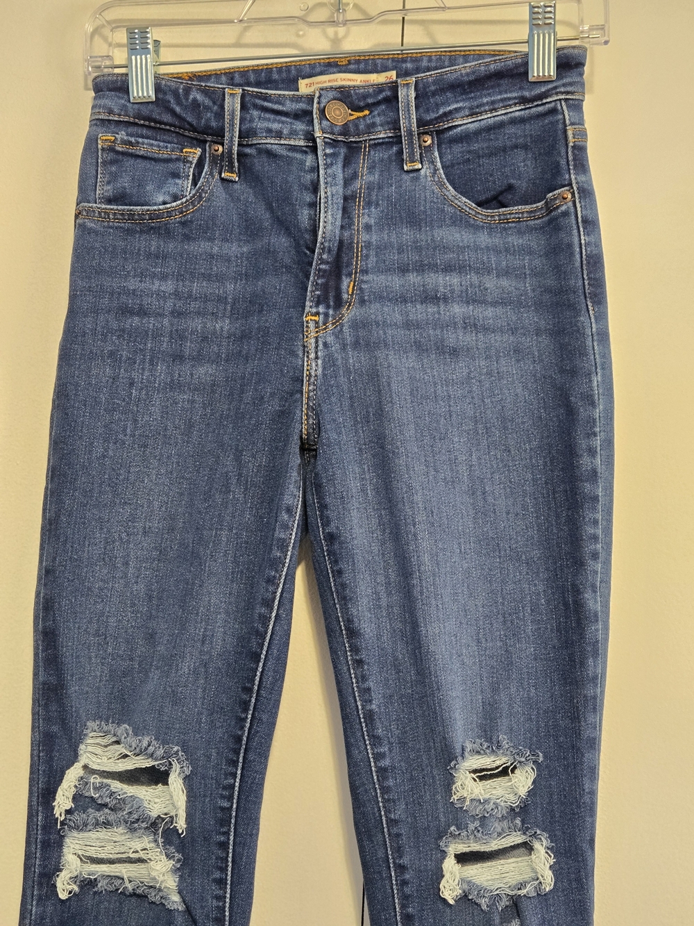 Levi's 721 High Rise Skinny Ankle Jeans Distressed Dark Wash‎ W26 - Picture 2 of 7